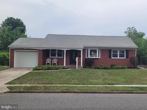 820 Jamestown Rd, Blackwood, NJ 08012