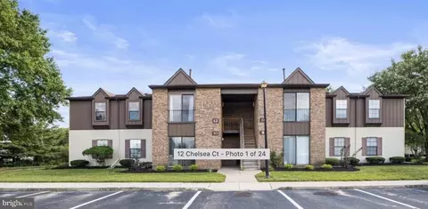 12 Chelsea Ct, Sewell, NJ 08080