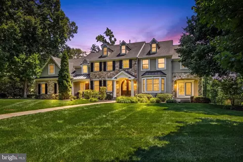 24 Winding Way, Mullica Hill, NJ 08062