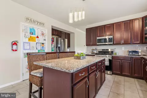 Kitchen - 728 Farmhouse Rd, Mickleton, NJ 08056 photo 3 of 3