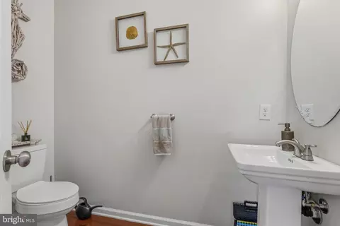 Entry Way - 728 Farmhouse Rd, Mickleton, NJ 08056 photo 3 of 10