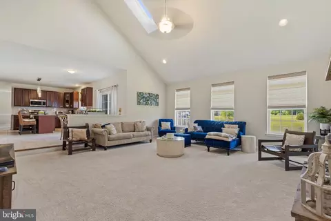 Entry Way - 728 Farmhouse Rd, Mickleton, NJ 08056 photo 6 of 10