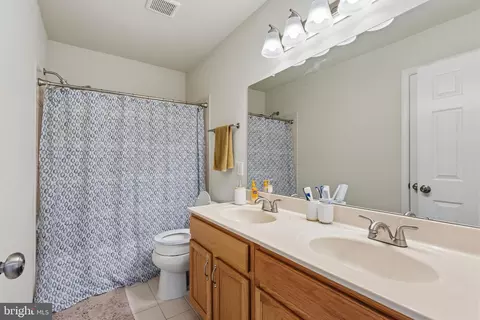 Bath - 728 Farmhouse Rd, Mickleton, NJ 08056 photo 3 of 4