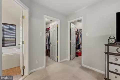 Entry Way - 728 Farmhouse Rd, Mickleton, NJ 08056 photo 8 of 10