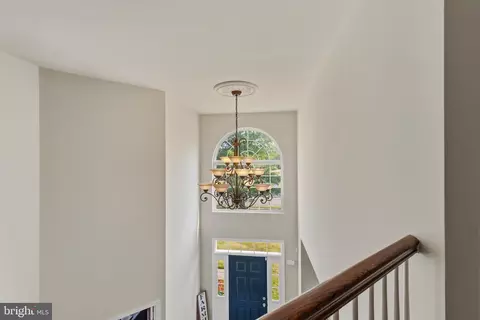 Entry Way - 728 Farmhouse Rd, Mickleton, NJ 08056 photo 2 of 10