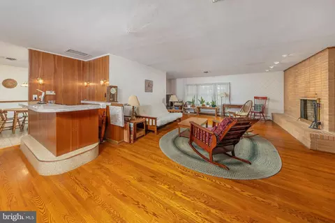 Living - 112 Monroe Ave, Pitman, NJ 08071 photo 2 of 3