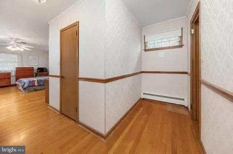 Entry Way - 112 Monroe Ave, Pitman, NJ 08071 photo 3 of 4