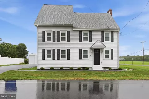 801 Mullica Hill Rd, Harrisonville, NJ 08039