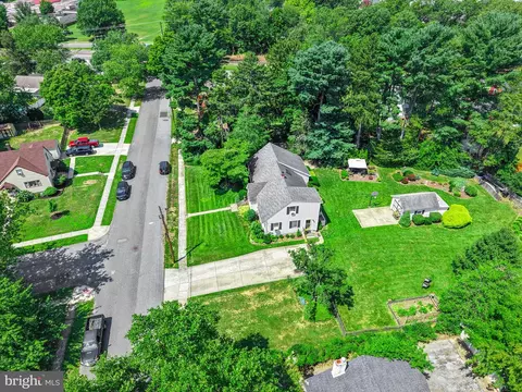 View/Area - 5 Central Ave, Pitman, NJ 08071 photo 1 of 7