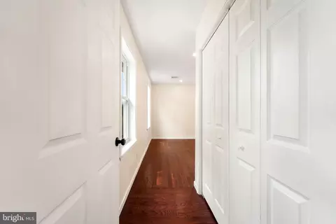 Entry Way - 78 West Ave, Pitman, NJ 08071 photo 12 of 13