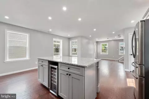 Entry Way - 78 West Ave, Pitman, NJ 08071 photo 6 of 13