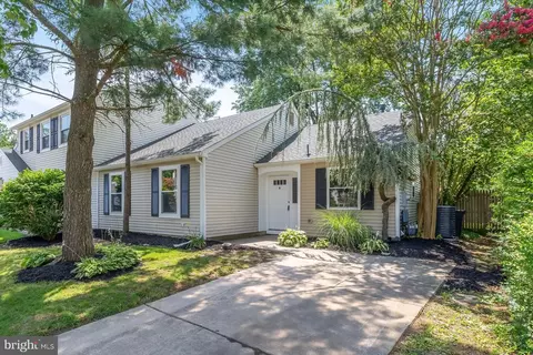 111 Burgundy Ct, Wenonah, NJ 08090