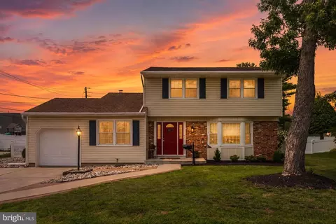 117 Central Ave, Woodbury Heights, NJ 08097