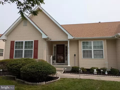 515 Howey Dr, Mullica Hill, NJ 08062