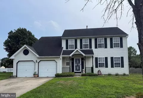 512 Coleman Dr, Clayton, NJ 08312