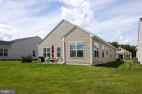 Exterior - 3700 Castleton Dr, Williamstown, NJ 08094 photo 6 of 8