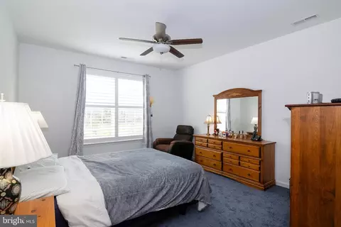 Bedroom - 3700 Castleton Dr, Williamstown, NJ 08094 photo 3 of 7