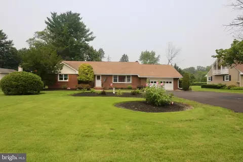 806 Lambs Rd, Mullica Hill, NJ 08062