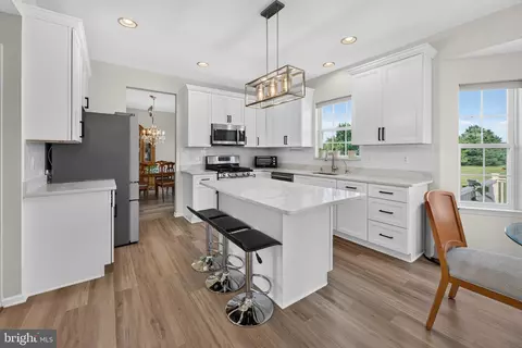 Kitchen - 705 Elaine Dr, Mickleton, NJ 08056 photo 3 of 5