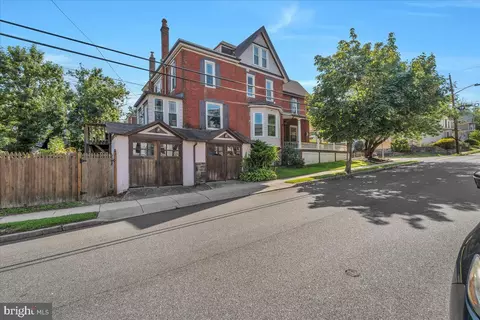84 N Maple St, Woodbury, NJ 08096