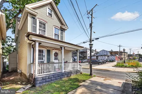 Exterior - 102 1st Ave, Pitman, NJ 08071 photo 4 of 5