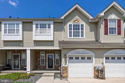305 Keswick Dr #305, Woolwich Township, NJ 08085