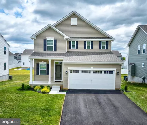 217 Cornwall Dr, Swedesboro, NJ 08085
