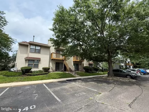 141 Ashton Ct, West Deptford, NJ 08051