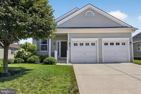 40 E Dehart Ave, Clayton, NJ 08312