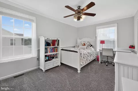 Bedroom - 712 Rachael Dr, Mickleton, NJ 08056 photo 4 of 5
