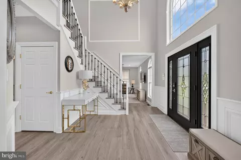 Entry Way - 712 Rachael Dr, Mickleton, NJ 08056 photo 3 of 9