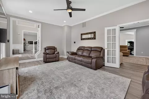 Entry Way - 712 Rachael Dr, Mickleton, NJ 08056 photo 4 of 9