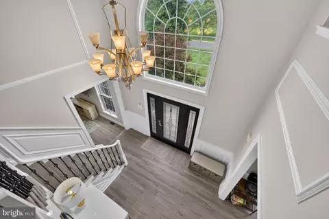 Entry Way - 712 Rachael Dr, Mickleton, NJ 08056 photo 7 of 9