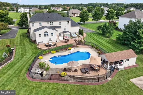 View/Area - 712 Rachael Dr, Mickleton, NJ 08056 photo 2 of 11