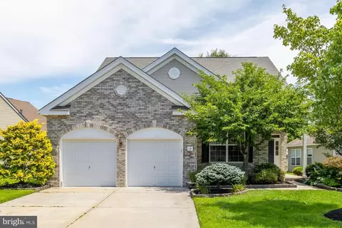 5 Maplegrove Ct, Woolwich Township, NJ 08085