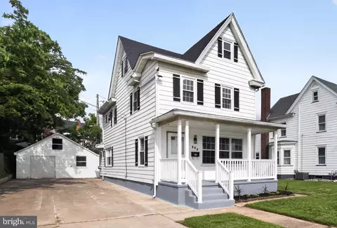 712 Billings Ave, Paulsboro, NJ 08066