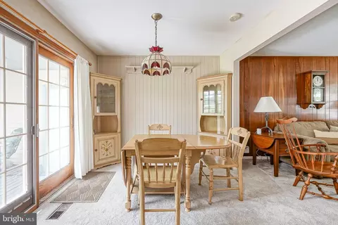 Dining - 608 Hudson Ave, Pitman, NJ 08071 photo 2 of 2