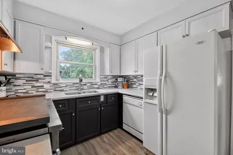 Kitchen - 528 Pitman Ave, Pitman, NJ 08071 photo 2 of 2