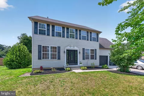 836 Rosetree Dr, Williamstown, NJ 08094