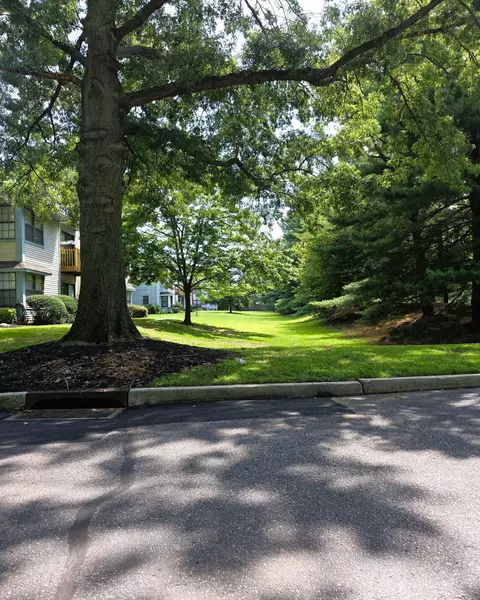 104 Ashton Ct #2ND, West Deptford, NJ 08051
