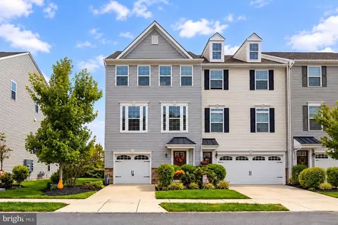 20 Peacock Cir, Sewell, NJ 08080