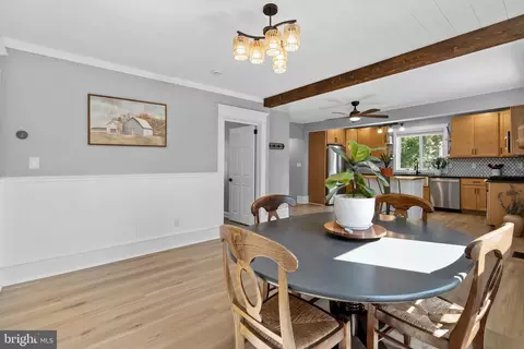 Dining - 151 Cedar Ave, Pitman, NJ 08071 photo 2 of 2