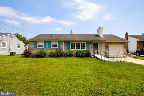 14 Grenlynne Dr, Grenloch, NJ 08032
