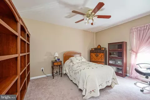 Bedroom - 217 Gaunt Dr, Mickleton, NJ 08056 photo 4 of 5