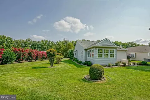 Exterior - 217 Gaunt Dr, Mickleton, NJ 08056 photo 3 of 8