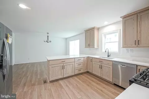 Kitchen - 204 Strand Ave, Sewell, NJ 08080 photo 3 of 3