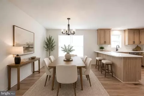 Dining - 204 Strand Ave, Sewell, NJ 08080 photo 1 of 1