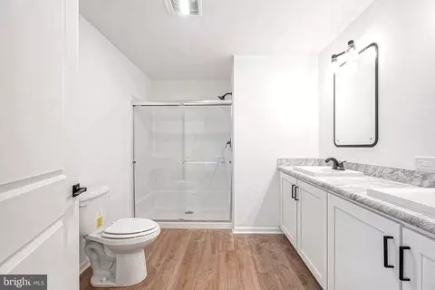 Bath - 204 Strand Ave, Sewell, NJ 08080 photo 3 of 3