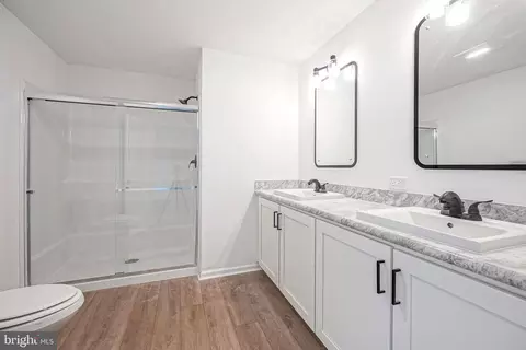 Entry Way - 204 Strand Ave, Sewell, NJ 08080 photo 4 of 5