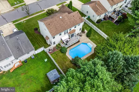 894 Ashburn Way, Woolwich Township, NJ 08085